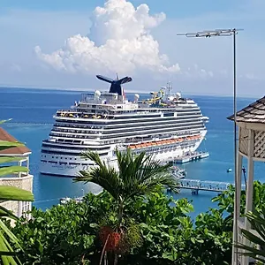 Apartment Elegant Awesome View, Ocho Rios